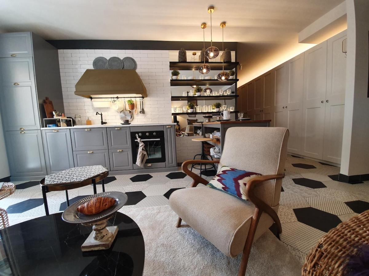 The Mirror - Terme Apartment